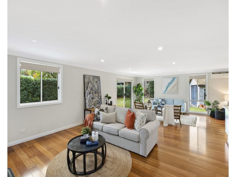 8 Runyon Close, Narara NSW 2250