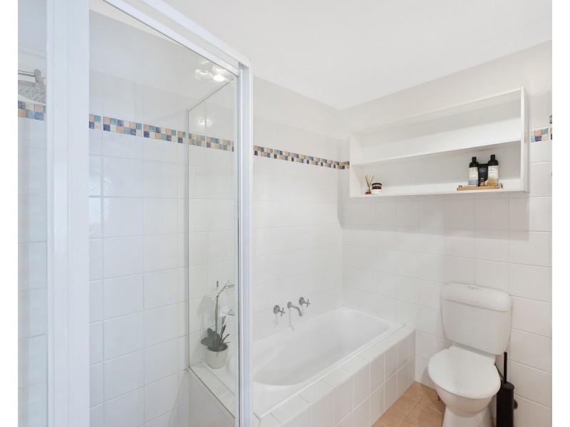 8 Runyon Close, Narara NSW 2250