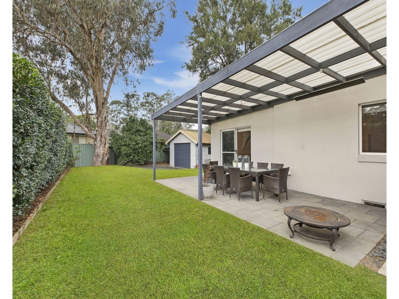 8 Runyon Close, Narara NSW 2250
