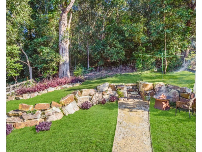 5 Woodview Road, Springfield NSW 2250