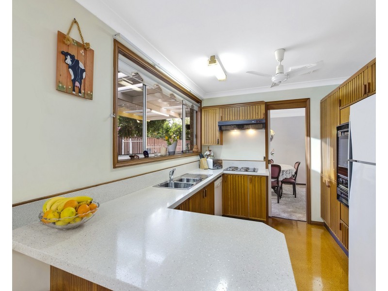 1 Ethel Close, Narara NSW 2250
