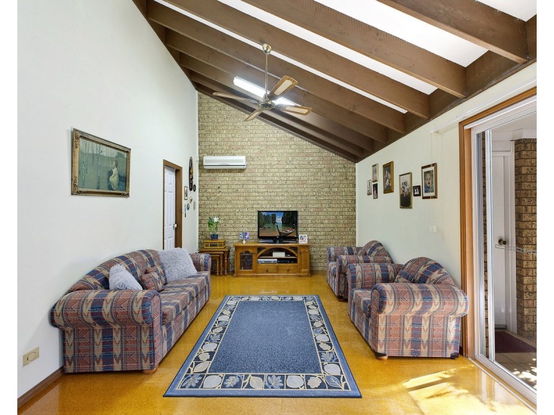 1 Ethel Close, Narara NSW 2250