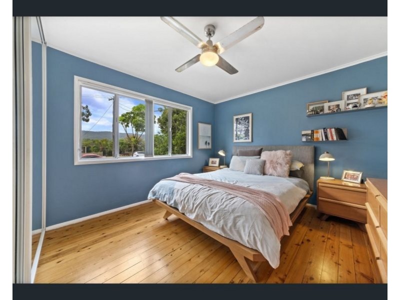 9 Bel Hilton Circuit, West Gosford NSW 2250