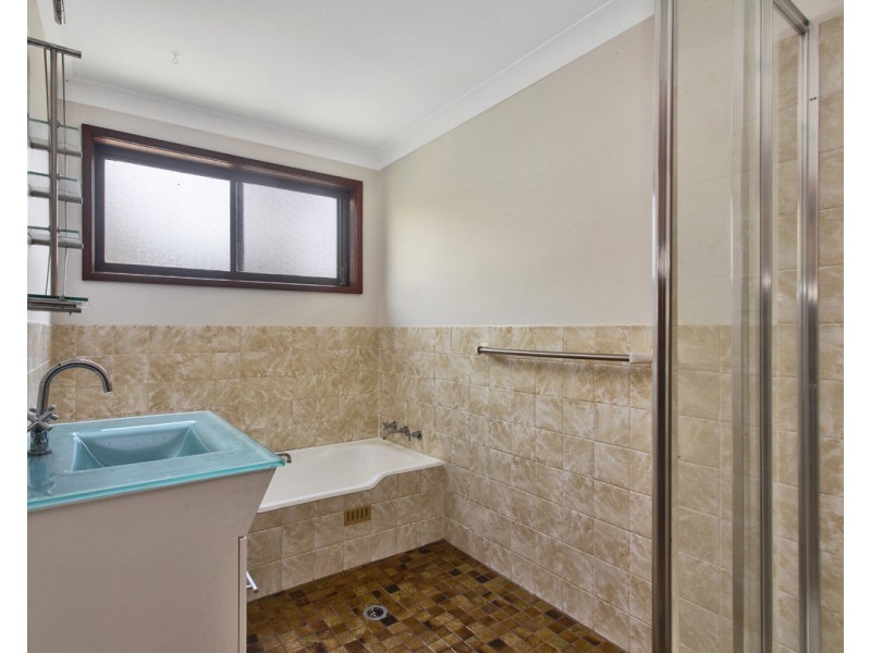 242 Fagans Road, Lisarow NSW 2250