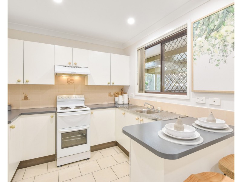 9 Coulter Road, Wyoming NSW 2250