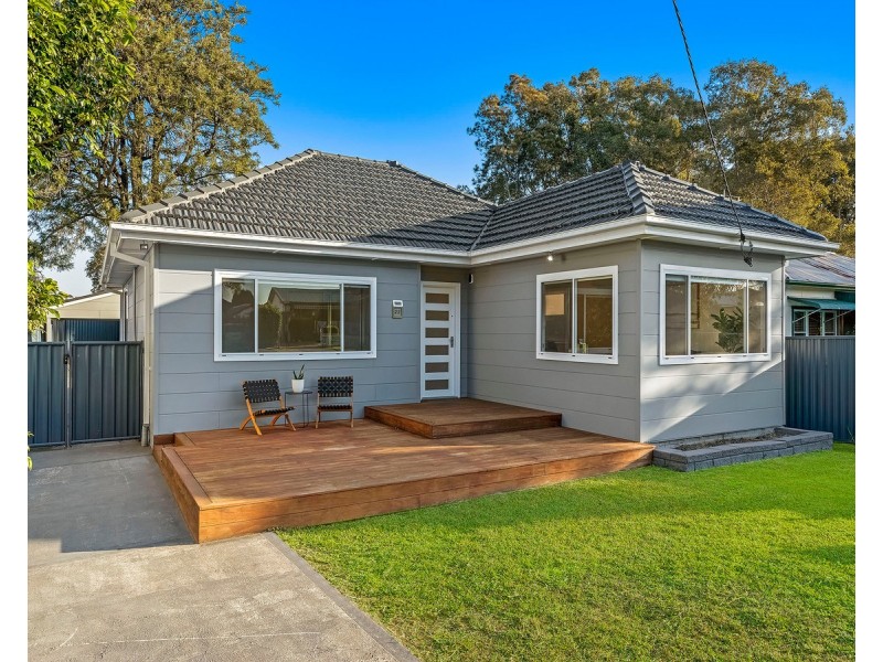 22 Terry Avenue, Woy Woy NSW 2256