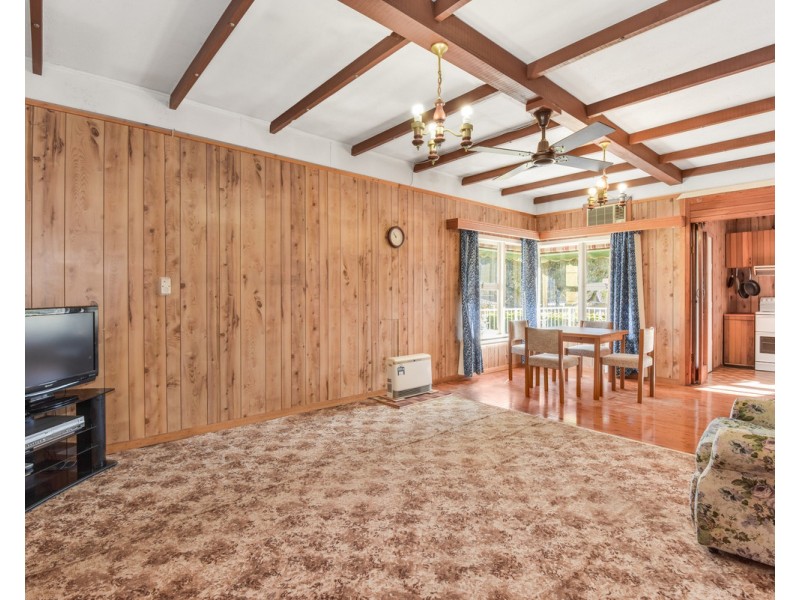 13 Ronald Avenue, Wyoming NSW 2250