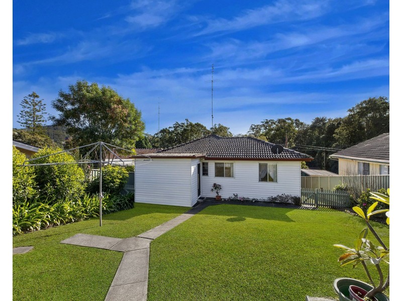 10 Pierce Street, Niagara Park NSW 2250