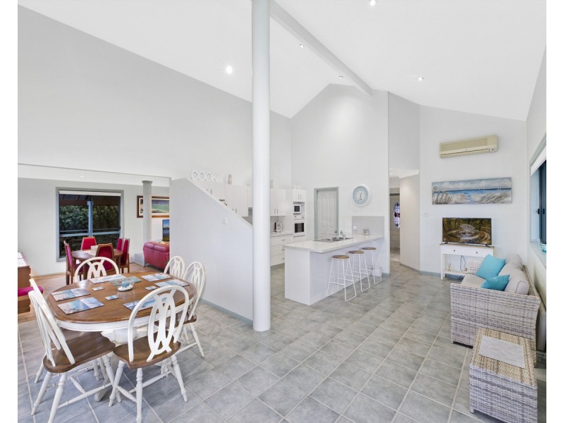 48 Aldinga Drive, Wamberal NSW 2260