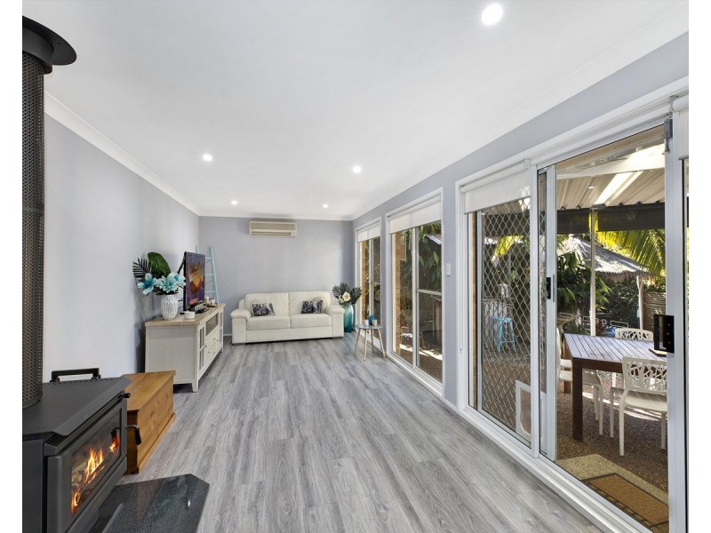 83 Gilda Drive, Narara NSW 2250