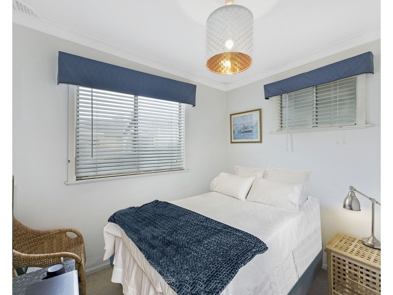 13 Raymond Terrace, Terrigal NSW 2260