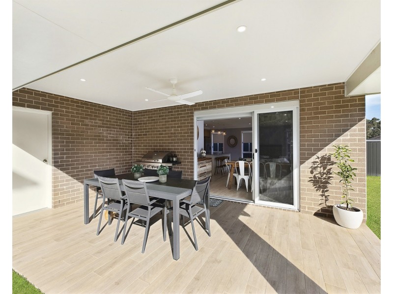 4 Allegra Lane, Narara NSW 2250