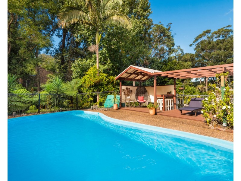 13 Fragar Avenue, Wyoming NSW 2250