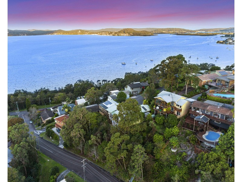 12 Sublime Point Avenue, Tascott NSW 2250