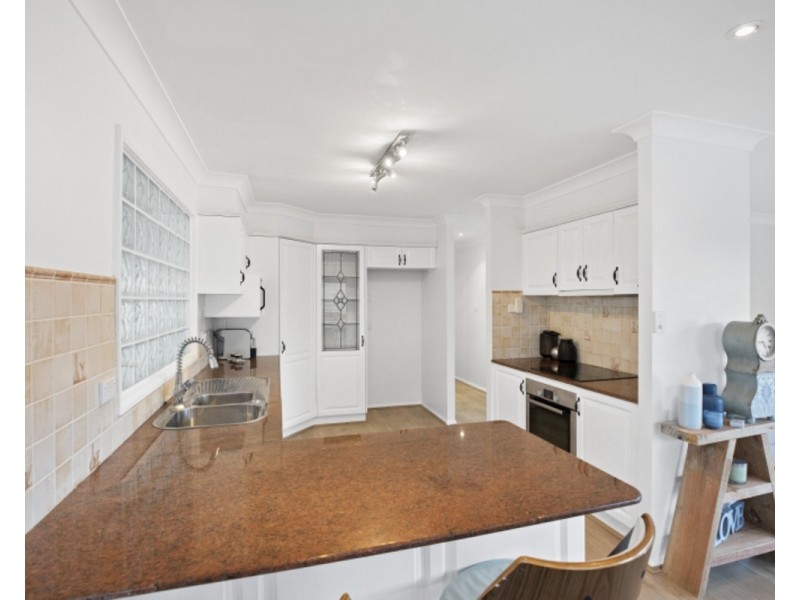 12 Sublime Point Avenue, Tascott NSW 2250