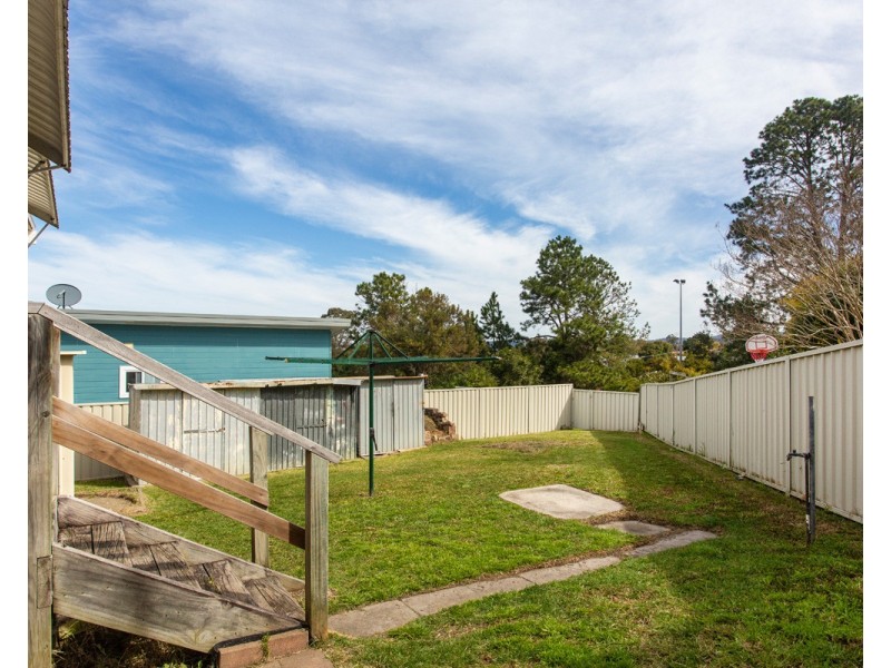 10 Headlam Parade, Springfield NSW 2250