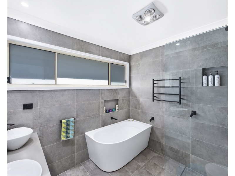 34 Coreen Drive, Wamberal NSW 2260