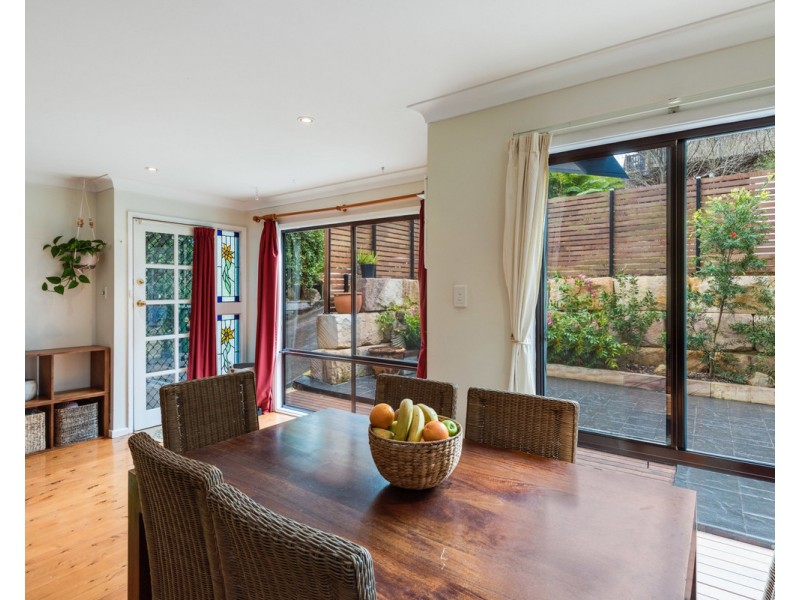 5 Adnamira Close, Wyoming NSW 2250