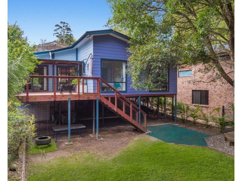 5 Adnamira Close, Wyoming NSW 2250