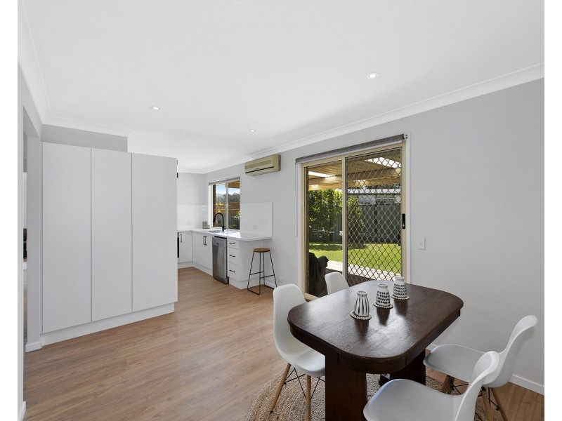 8 Eden Grove, Erina NSW 2250