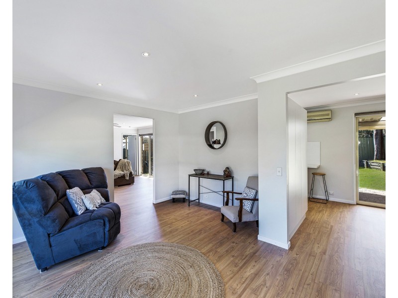 8 Eden Grove, Erina NSW 2250