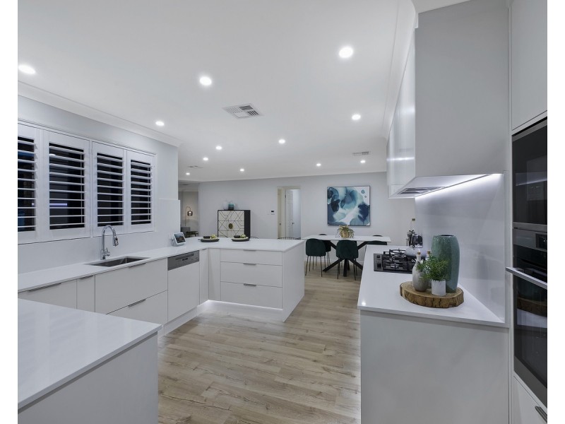 8 Jessie Hurley Drive, Erina NSW 2250