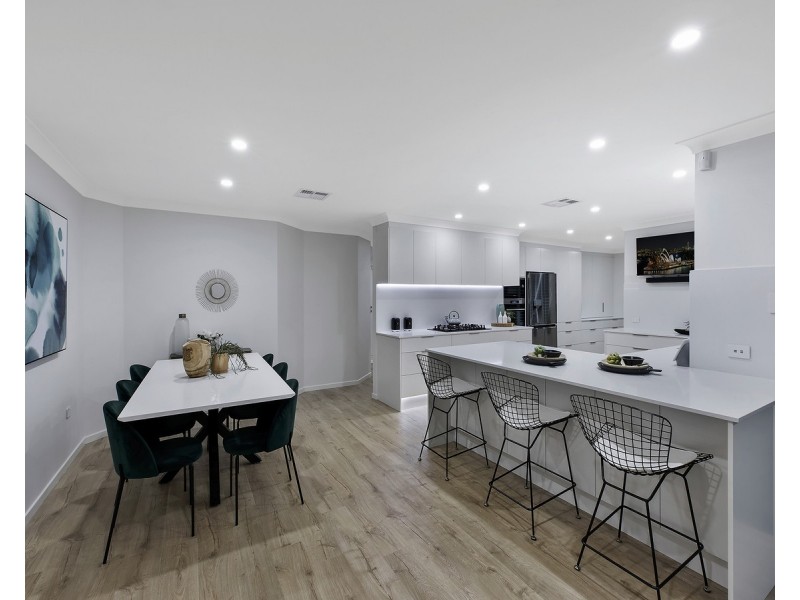 8 Jessie Hurley Drive, Erina NSW 2250