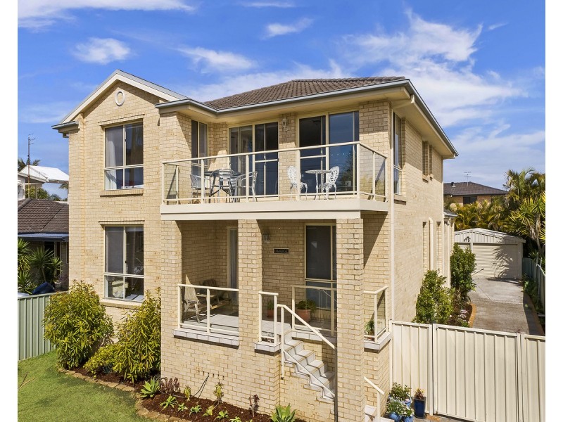 5 Bondi Road, The Entrance North NSW 2261