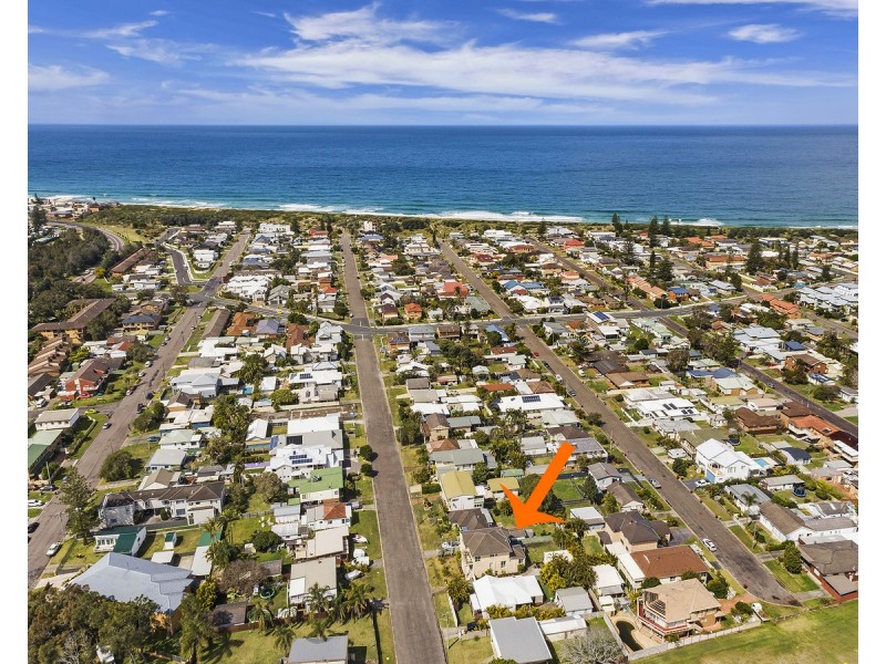 5 Bondi Road, The Entrance North NSW 2261