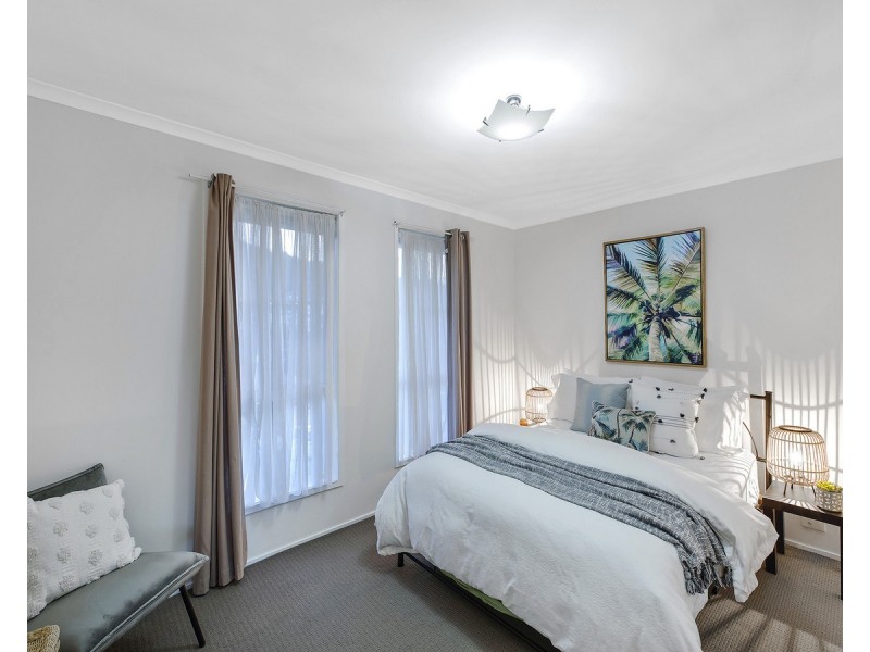 77 Thames Drive, Erina NSW 2250