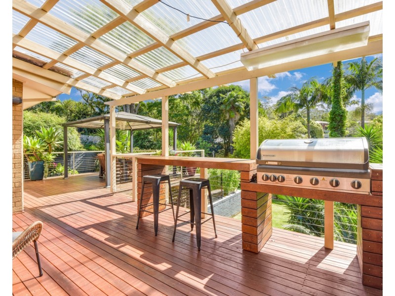 13 Crawford Crescent, Wyoming NSW 2250