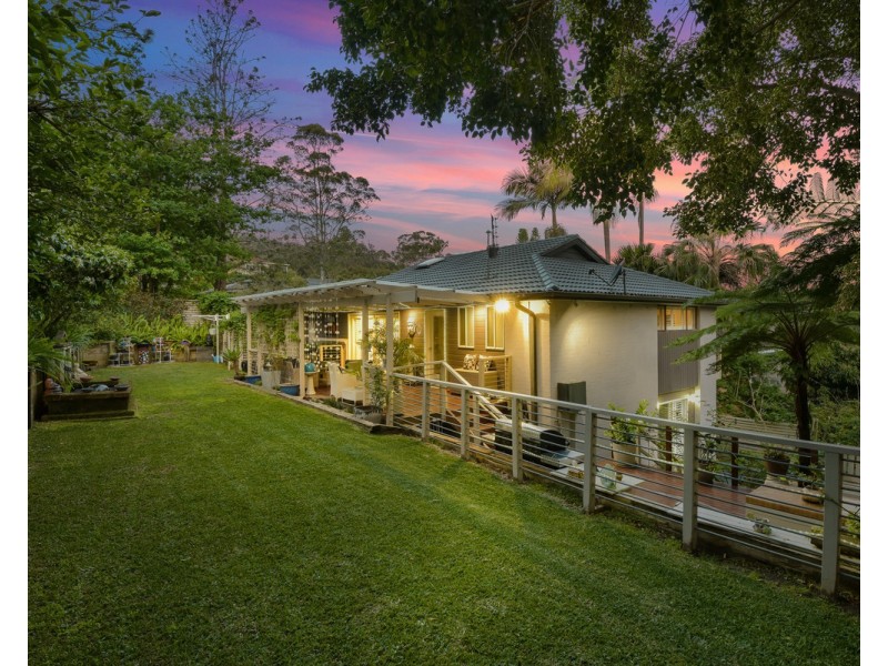 2 Valley View Road, Wyoming NSW 2250