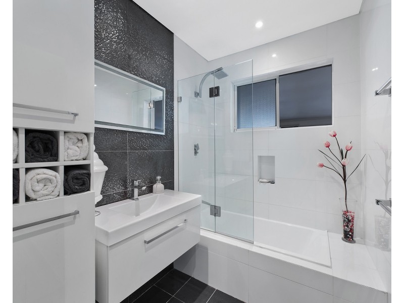 54 Yeo Street, Narara NSW 2250