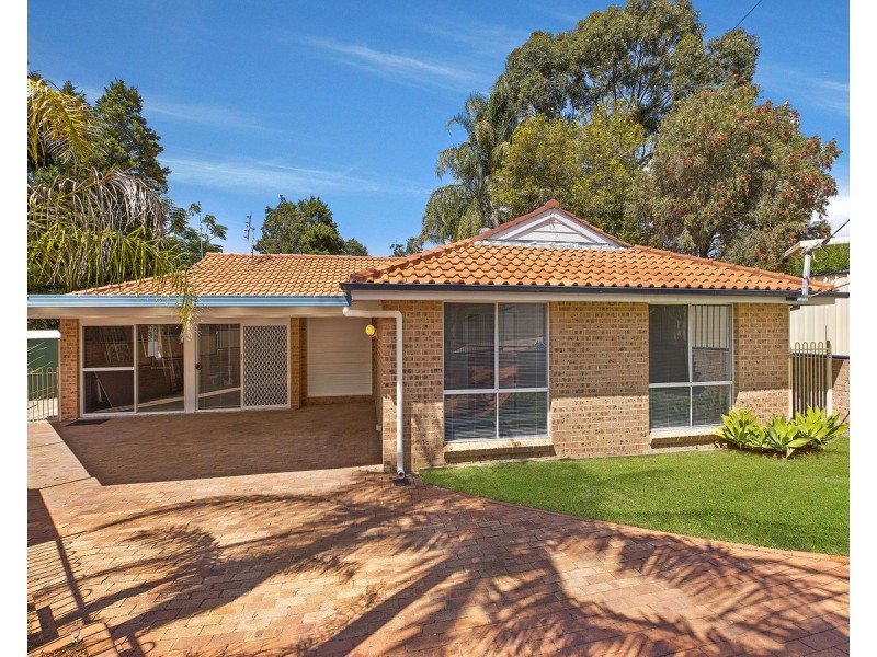 6 Arunta Road, Tuggerah NSW 2259