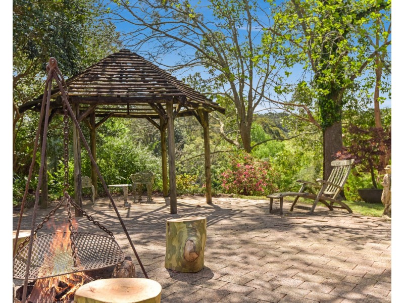 31 Bidjiwong Road, Matcham NSW 2250