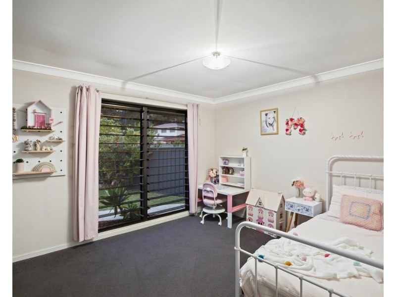 6 Kareel Close, Erina NSW 2250