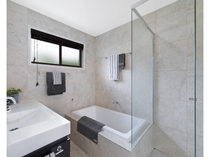 192 Wells Street, Springfield NSW 2250