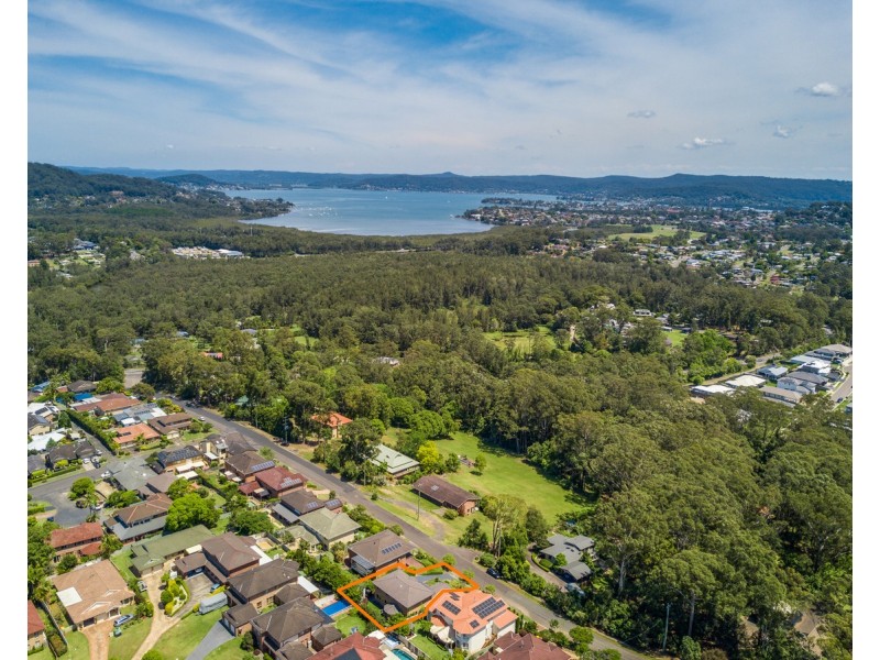 28 Meadow Road, Springfield NSW 2250