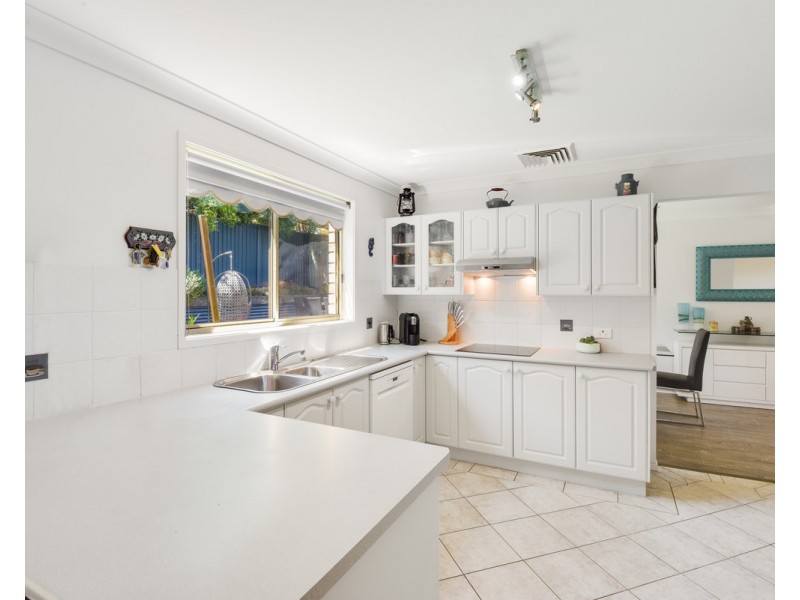 28 Meadow Road, Springfield NSW 2250