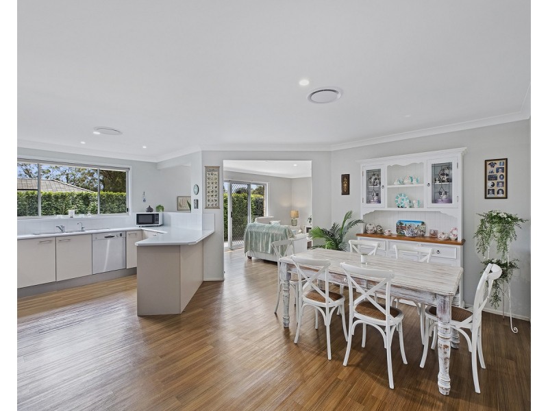 76 Coolawin Circle, Narara NSW 2250