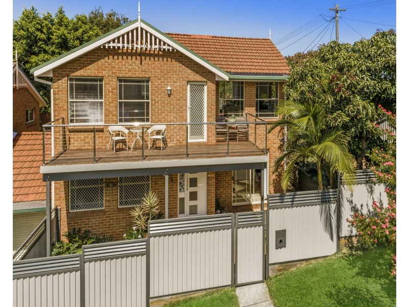 1/2 Barooga Road, Wamberal NSW 2260