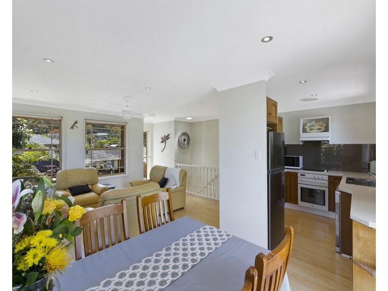 1/2 Barooga Road, Wamberal NSW 2260