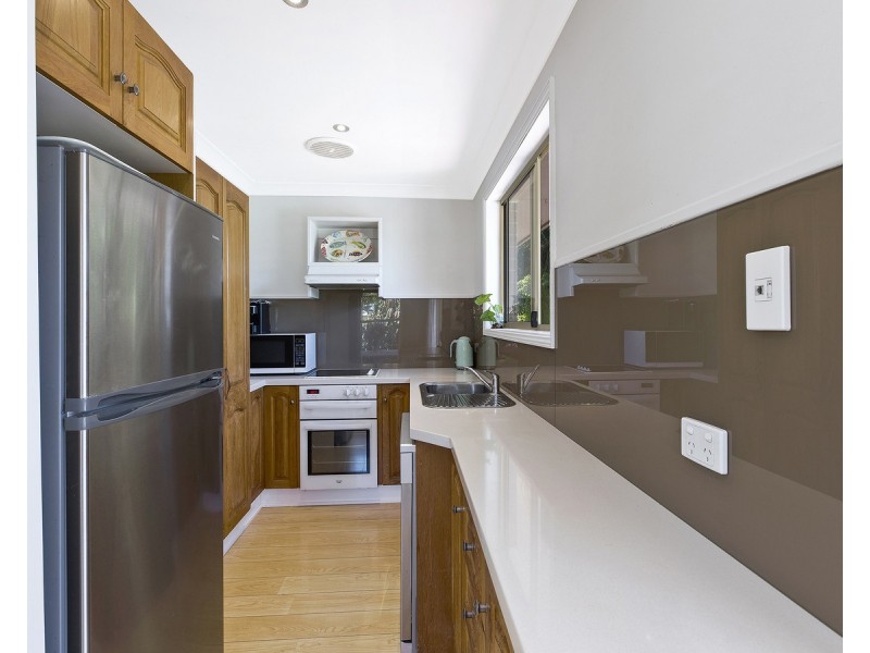 1/2 Barooga Road, Wamberal NSW 2260