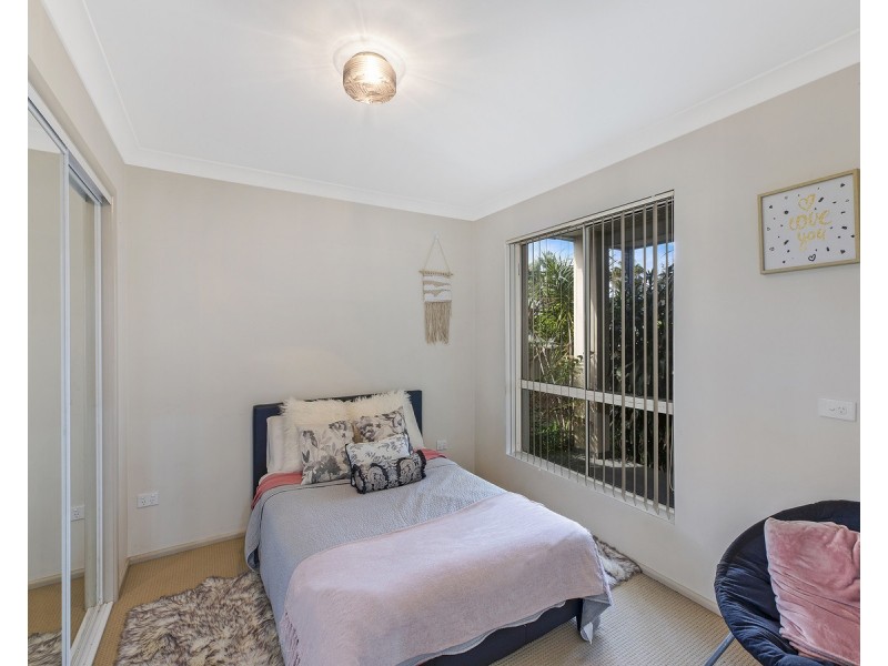 11 View Street, North Avoca NSW 2260