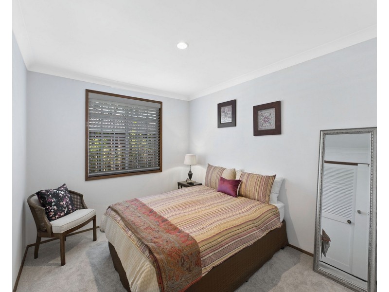 15 Karina Drive, Narara NSW 2250