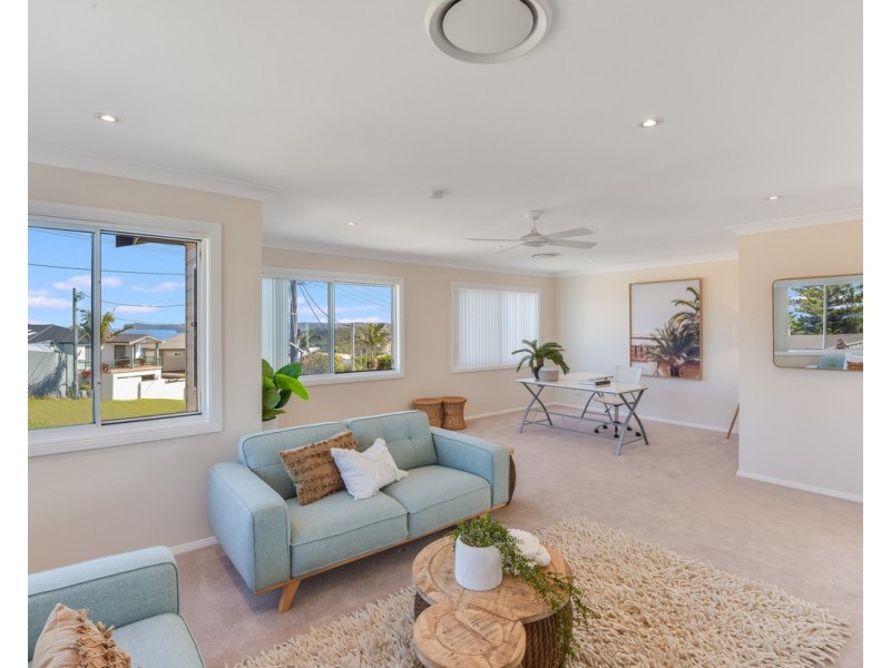 24 North Scenic Road, Forresters Beach NSW 2260