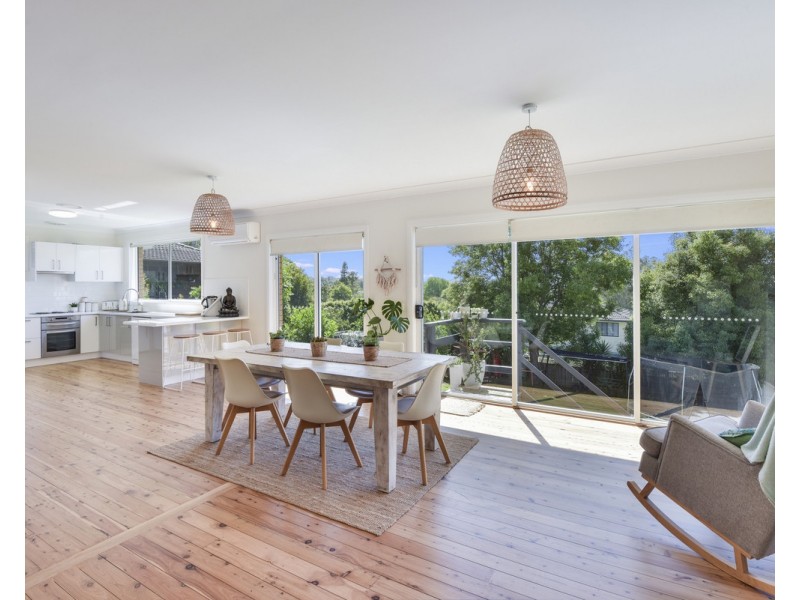 696 The Entrance Road, Wamberal NSW 2260