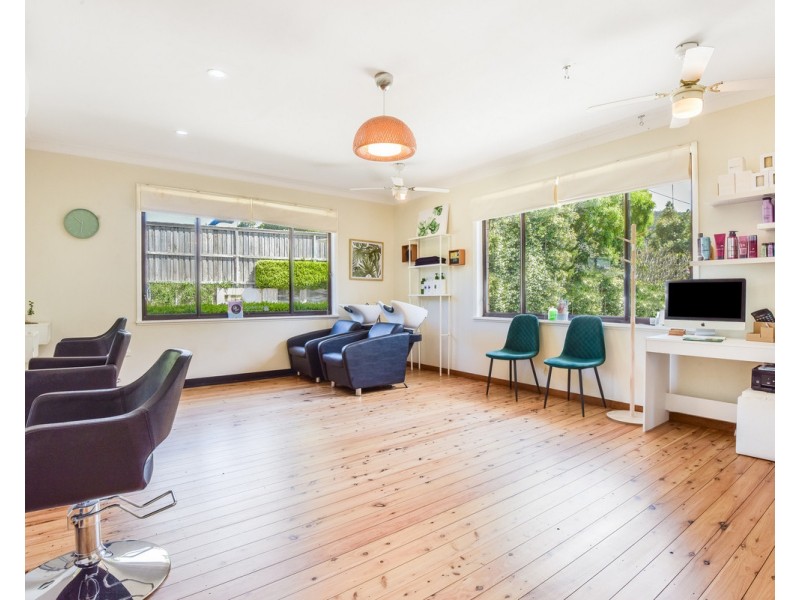 696 The Entrance Road, Wamberal NSW 2260