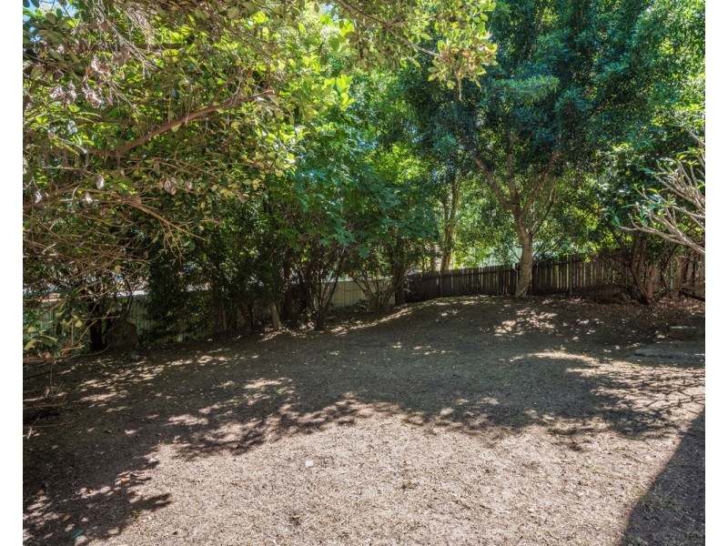 9 Kimpton Place, Wyoming NSW 2250