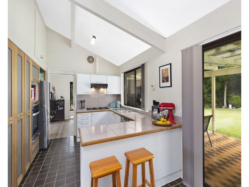 10 Brancourt Crescent, Narara NSW 2250